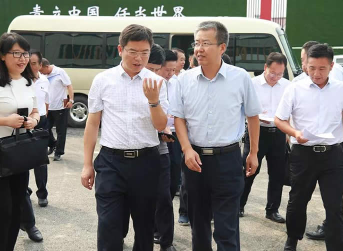 【漢中東辰】陳曉勇副市長(zhǎng)一行視察漢中東辰外國(guó)語(yǔ)學(xué)校