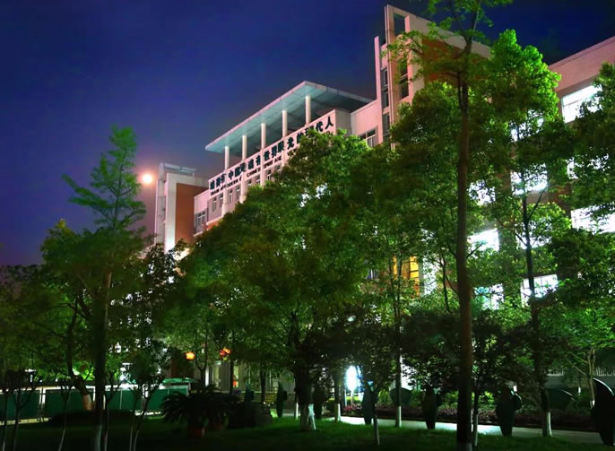 【總?！俊局星镌聢A·千里情牽】東辰把祝福送給每一個(gè)人·視頻