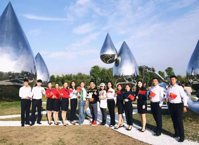 【漢中東辰】祖國70華誕，東辰師生向祖國獻禮之《我愛你中國》MV