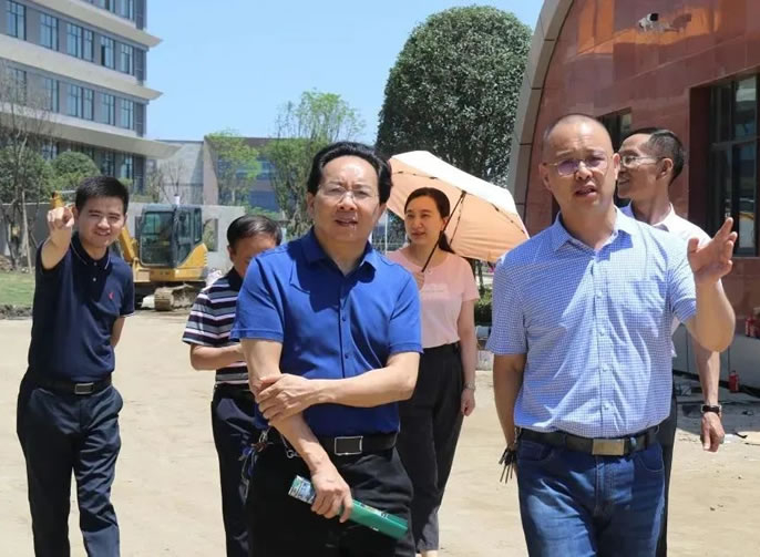 樂山東辰丨綿陽東辰教育集團祝啟程校長蒞臨學校檢查指導開校工作